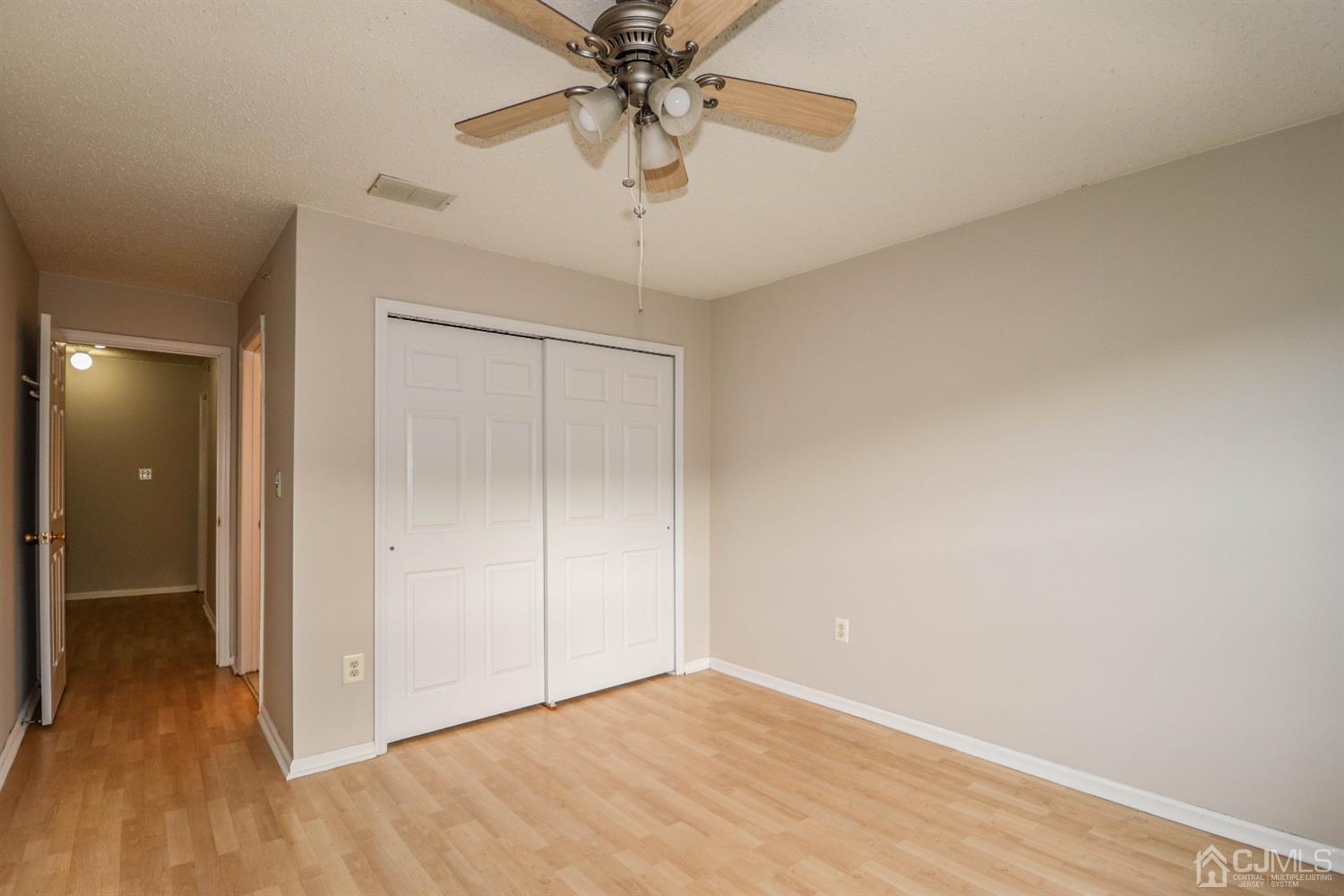 69 Inverness Drive Edison, NJ 08820 - Photo 27 of 31 Gallery Image 27