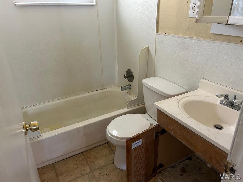 6016 Shillington Drive Berkeley, MO 63134 - Photo 5 of 6