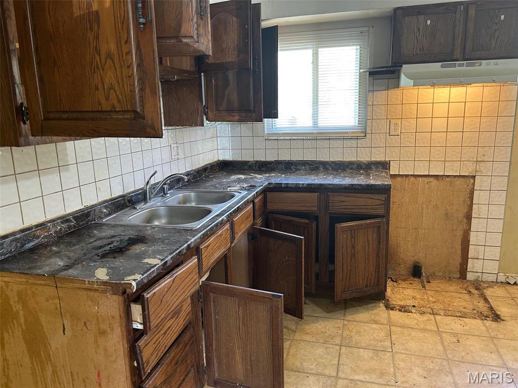 6016 Shillington Drive Berkeley, MO 63134 - Photo 6 of 6