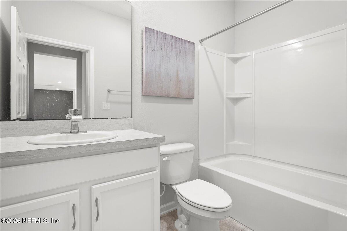 5645 Hampton Creek Road Jacksonville, FL 32218 - Photo 15 of 41 Full Guest Bath Donwstairs