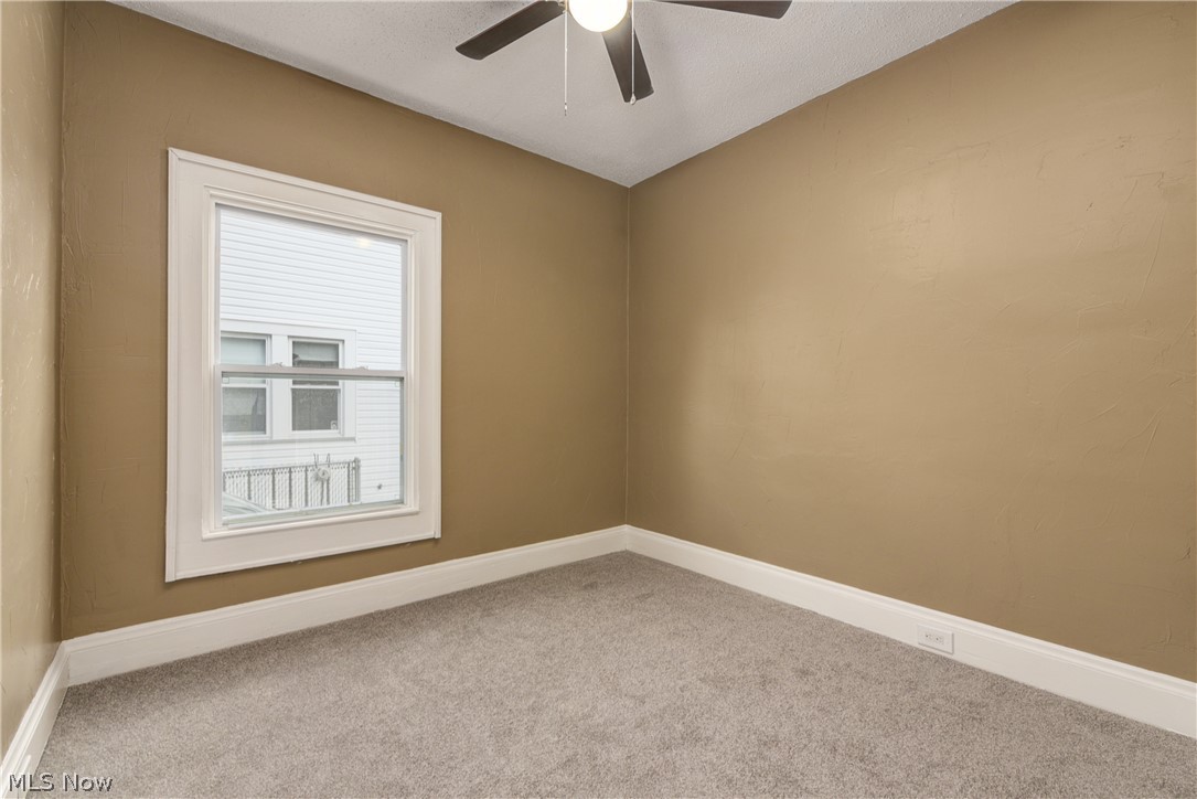 1611 Spring Road Cleveland, OH 44109 - Photo 11 of 29