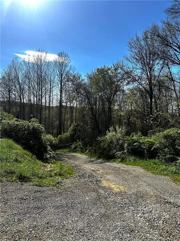 $145,000 | 245 Findlay Road, West Sunbury, PA 16061