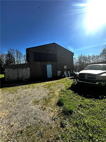 $145,000 | 245 Findlay Road, West Sunbury, PA 16061