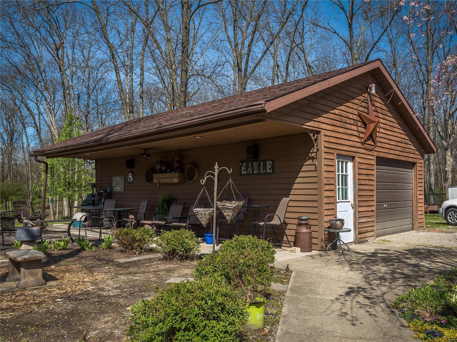 1183 Country Club Road Greenville, IL 62246 - Photo 19 of 55 Gallery Image 19