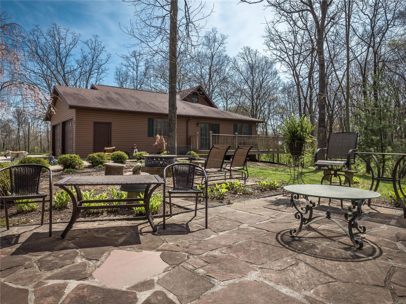 1183 Country Club Road Greenville, IL 62246 - Photo 21 of 55 Gallery Image 21