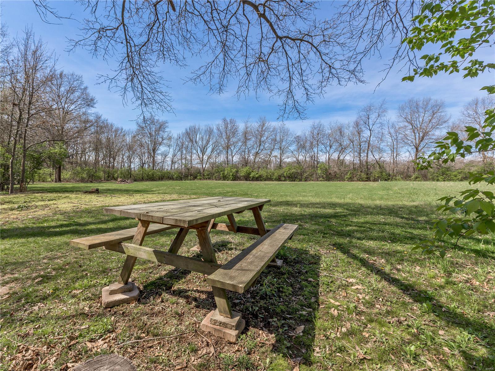 1183 Country Club Road Greenville, IL 62246 - Photo 24 of 55 Gallery Image 24