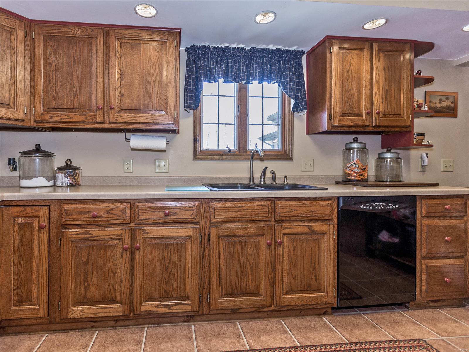 1183 Country Club Road Greenville, IL 62246 - Photo 44 of 55 Gallery Image 44