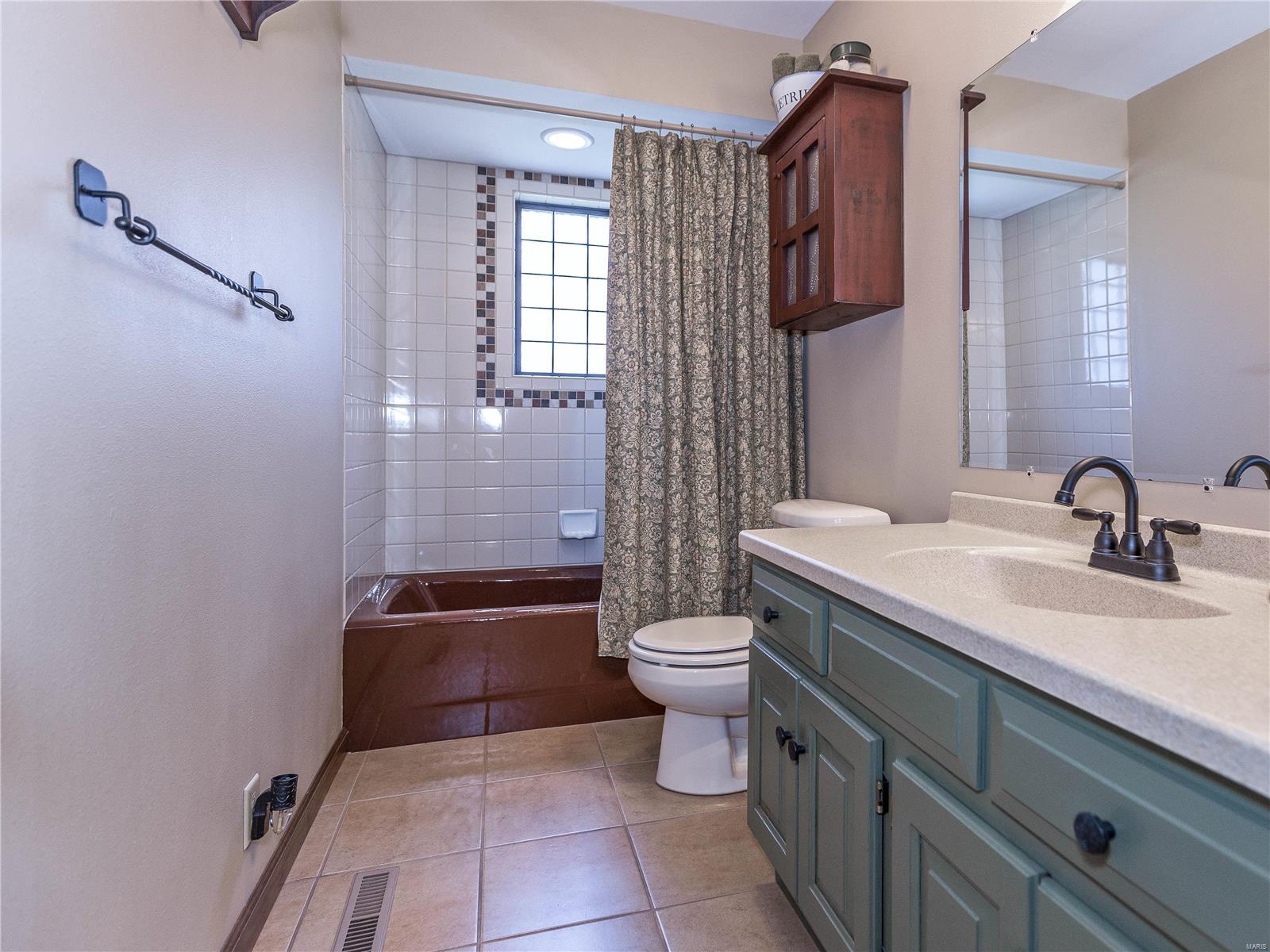 1183 Country Club Road Greenville, IL 62246 - Photo 45 of 55 Gallery Image 45