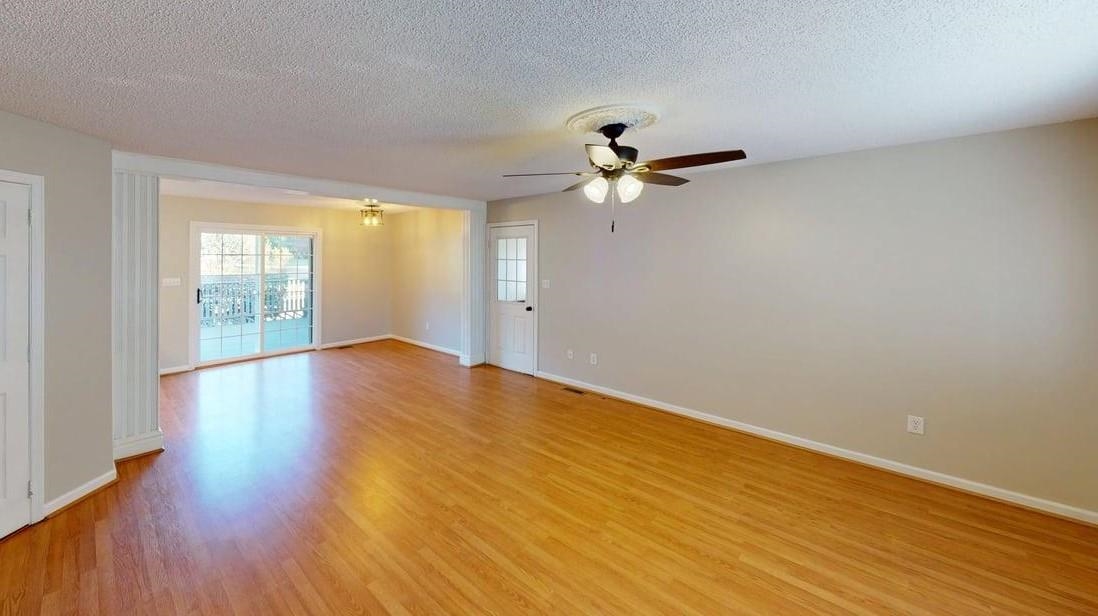 315 Southfield Street Inman, SC 29349 - Photo 3 of 36