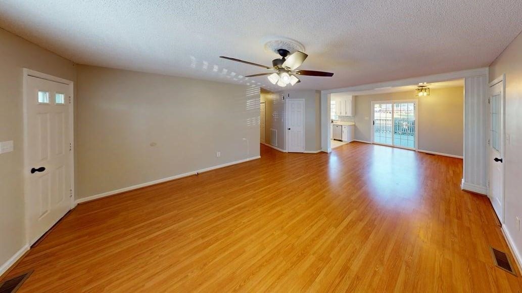 315 Southfield Street Inman, SC 29349 - Photo 5 of 36