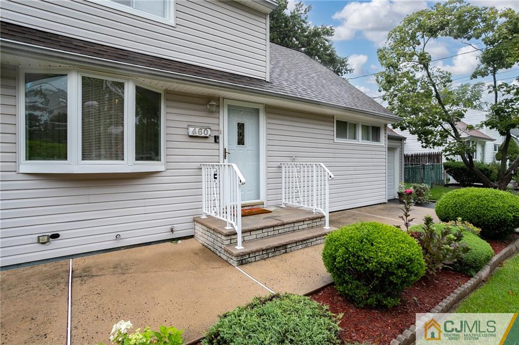 460 Warfield Road North Plainfield, NJ 07060 - Photo 4 of 29 a view of a house with a yard and plants
