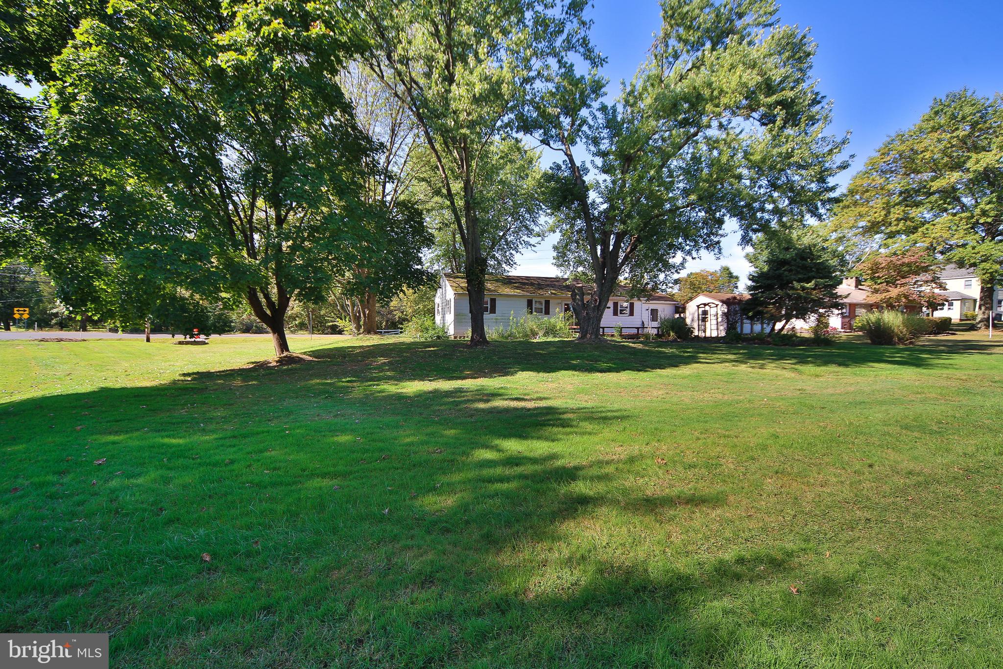 369 Morwood Road Telford, PA 18969 - Photo 9 of 20 Yard