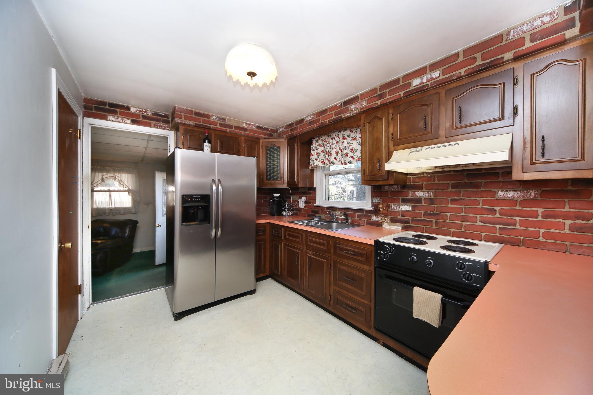 369 Morwood Road Telford, PA 18969 - Photo 10 of 20 Kitchen