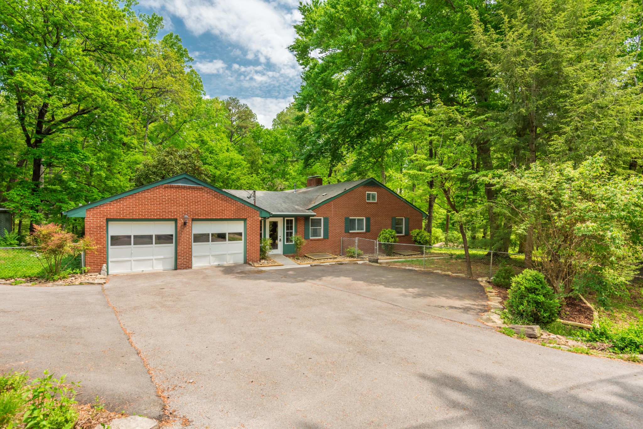 5901 Ridgewood Road Knoxville, TN 37918 - Photo 3 of 26 Gallery Image 3