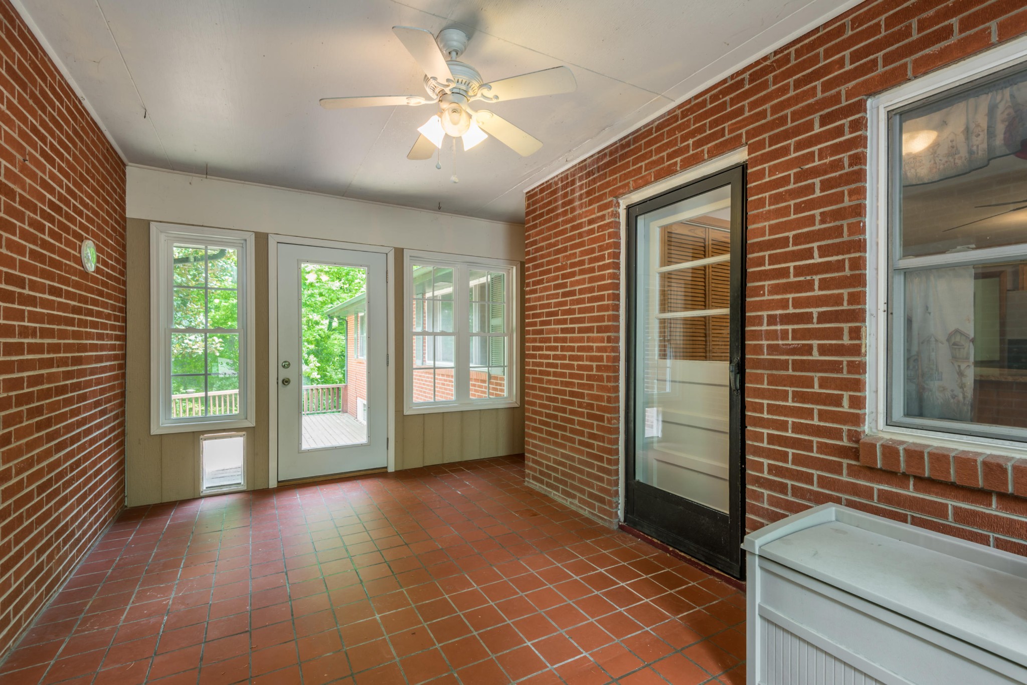 5901 Ridgewood Road Knoxville, TN 37918 - Photo 9 of 26 Gallery Image 9
