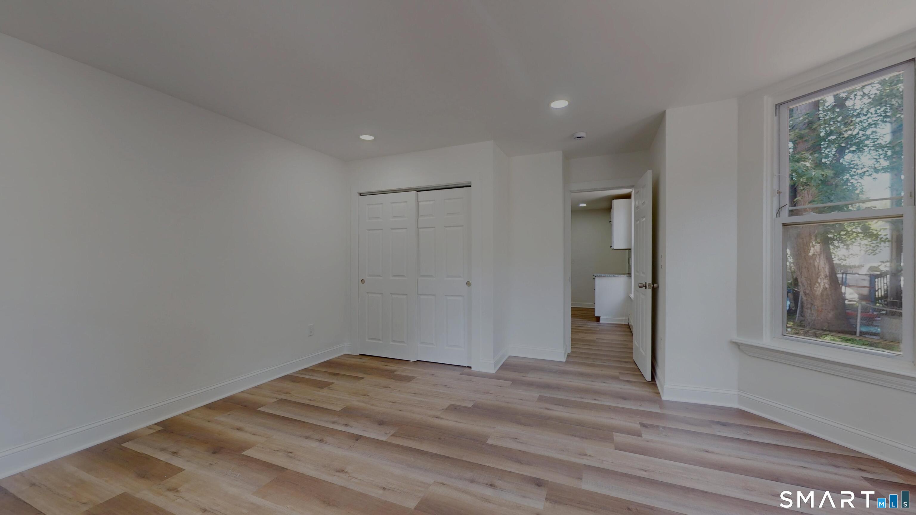 24 Bond Street Hartford, CT 06114 - Photo 8 of 24