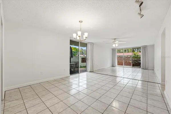 $2,000 | 2650 Pearce Drive, Unit 111, Clearwater, FL 33764
