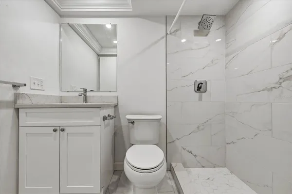 $2,000 | 2650 Pearce Drive, Unit 111, Clearwater, FL 33764