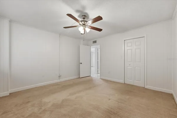 $2,000 | 2650 Pearce Drive, Unit 111, Clearwater, FL 33764