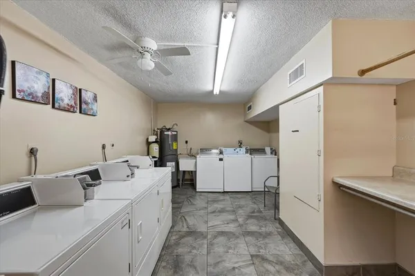 $2,000 | 2650 Pearce Drive, Unit 111, Clearwater, FL 33764