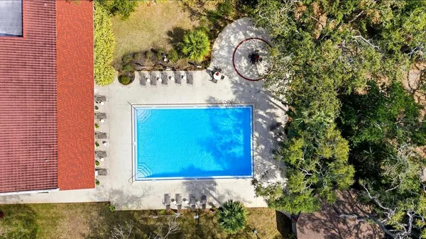 $2,000 | 2650 Pearce Drive, Unit 111, Clearwater, FL 33764