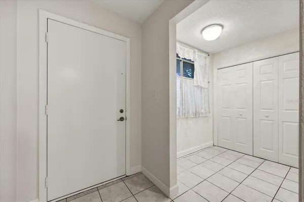 $2,000 | 2650 Pearce Drive, Unit 111, Clearwater, FL 33764