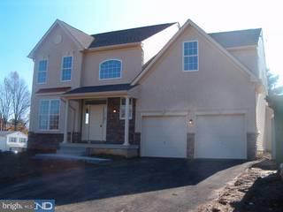 9699 B Pine Road Philadelphia, PA 19115 - Photo 1 of 6 Gallery Image 1