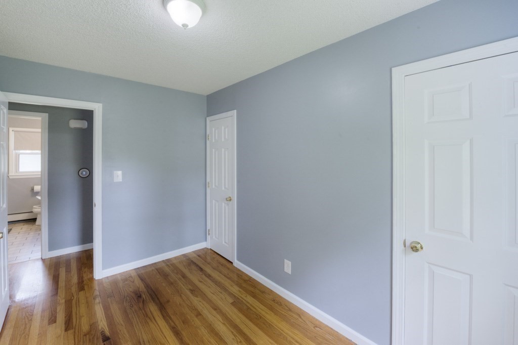 98 Kane Street Springfield, MA 01119 - Photo 27 of 42