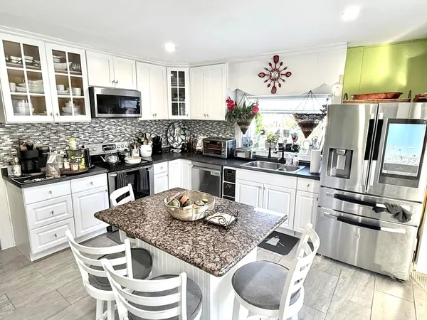 $580,000 | 214 Winter Street, Whitman, MA 02382