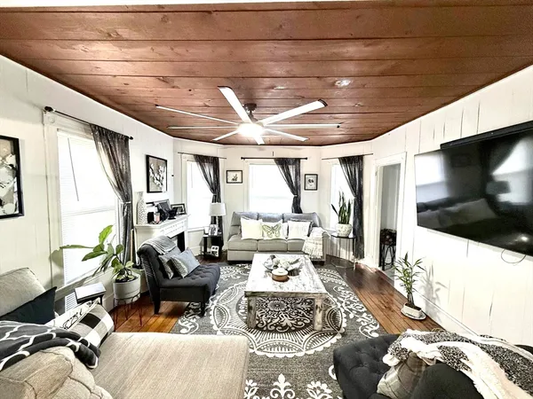 $580,000 | 214 Winter Street, Whitman, MA 02382