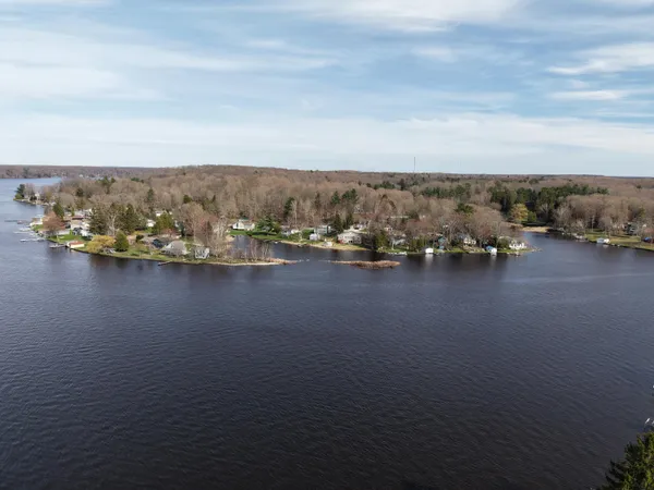$875,000 | 6292 Grace Avenue, Ludington, MI 49431