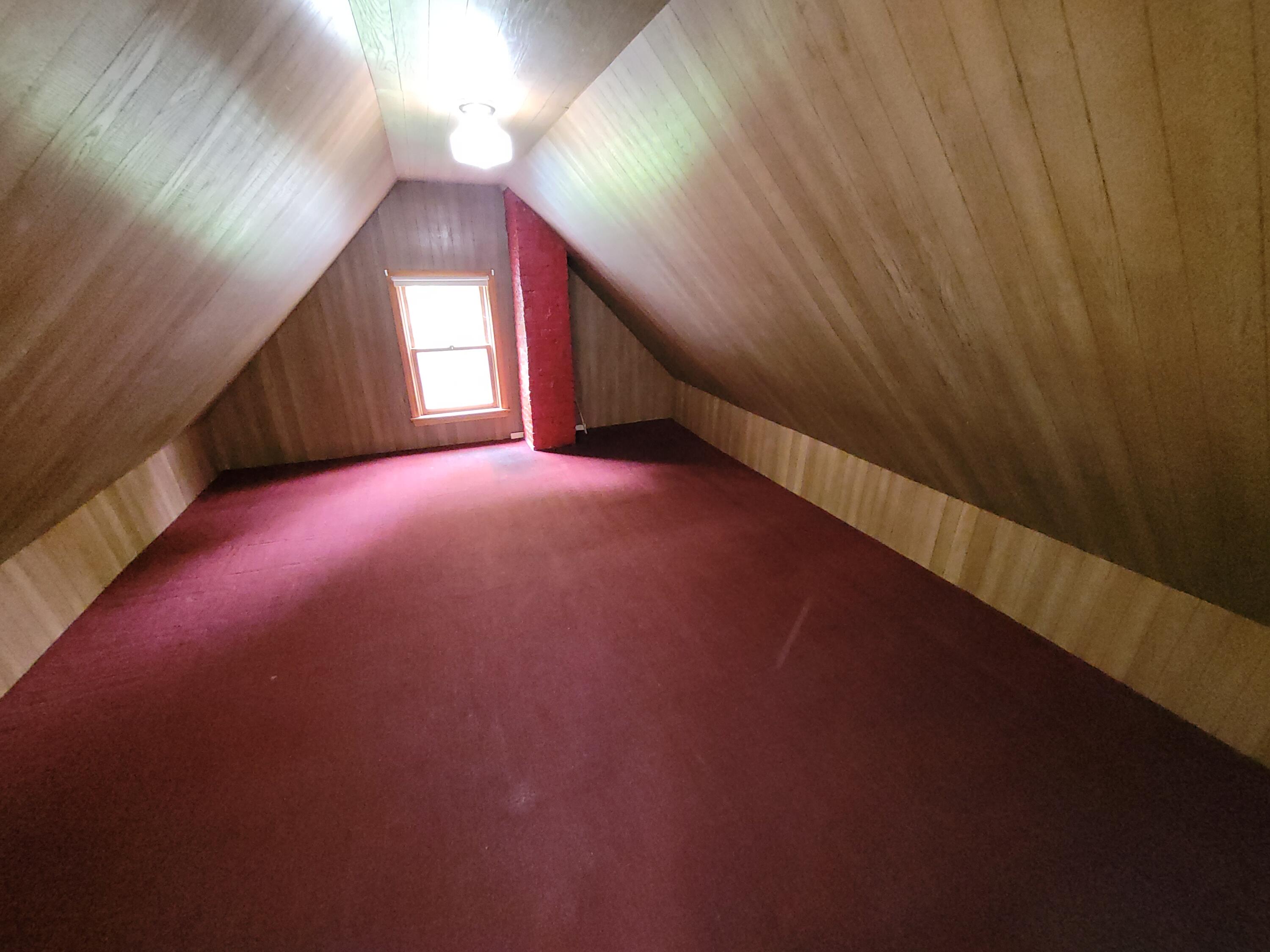 232 Grove Street Bangor, ME 04401 - Photo 14 of 21 20230525_101022