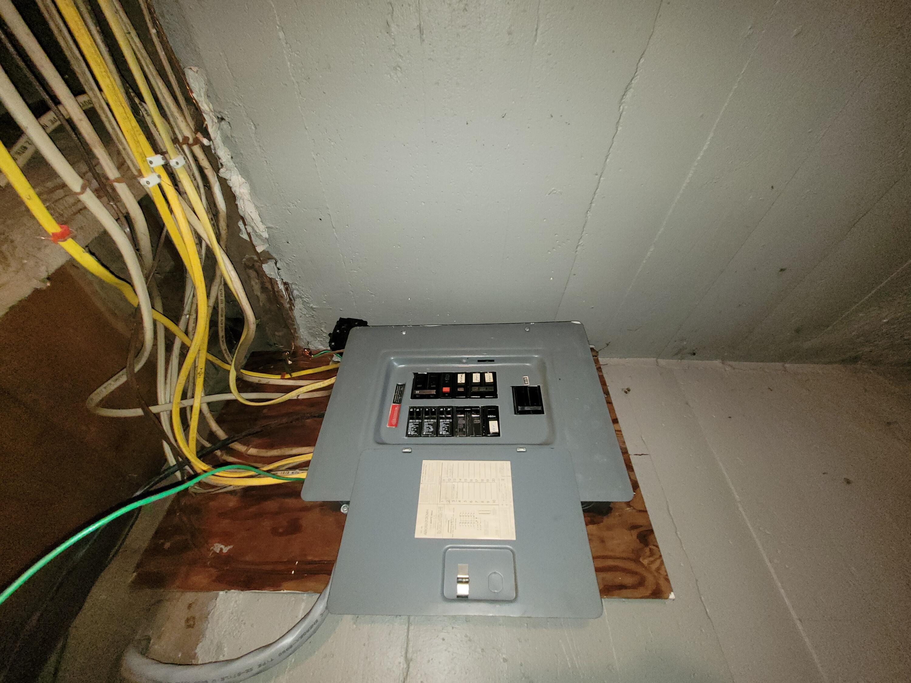 232 Grove Street Bangor, ME 04401 - Photo 19 of 21 20230525_101256