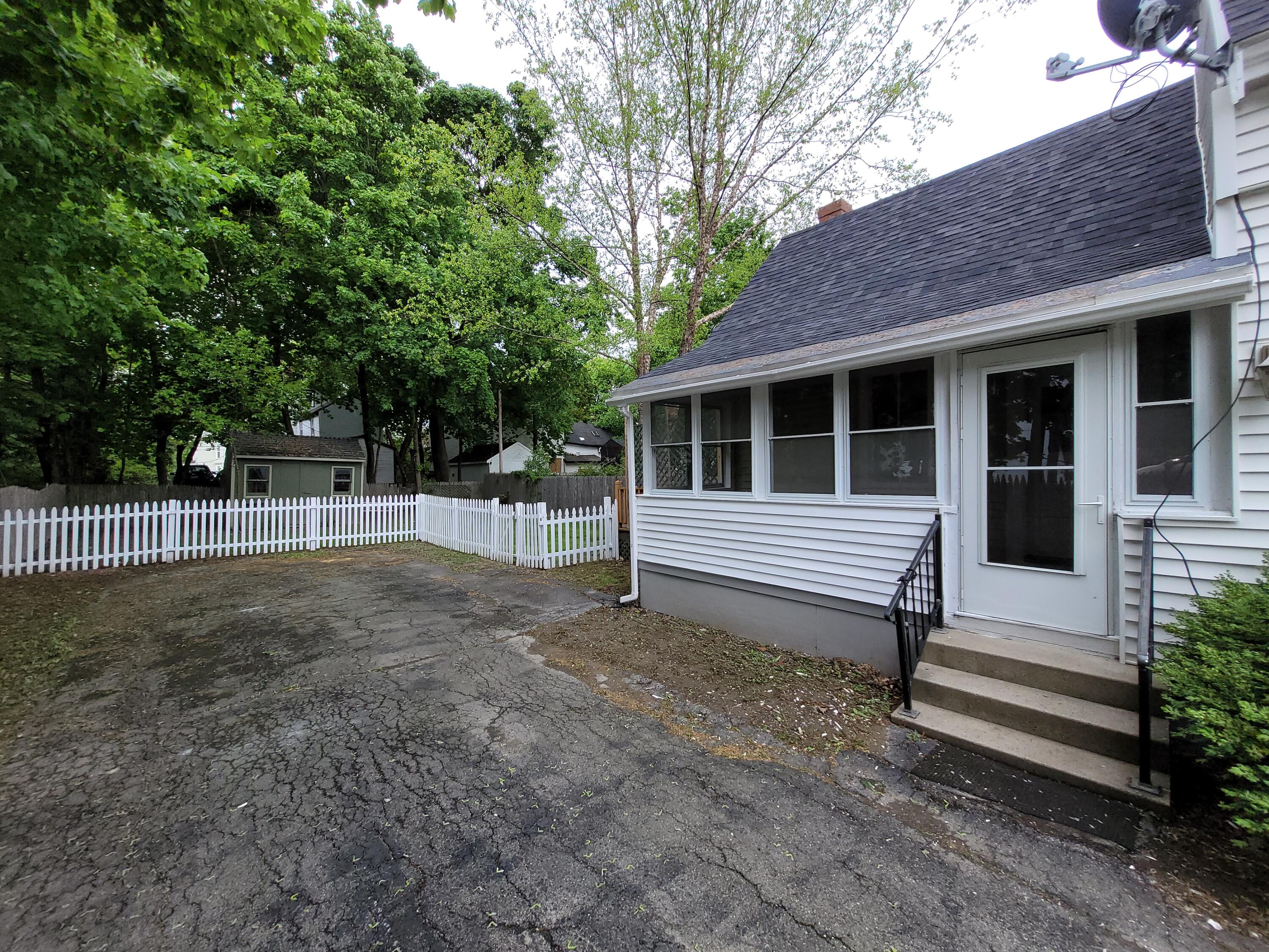 232 Grove Street Bangor, ME 04401 - Photo 3 of 21 20230525_100609