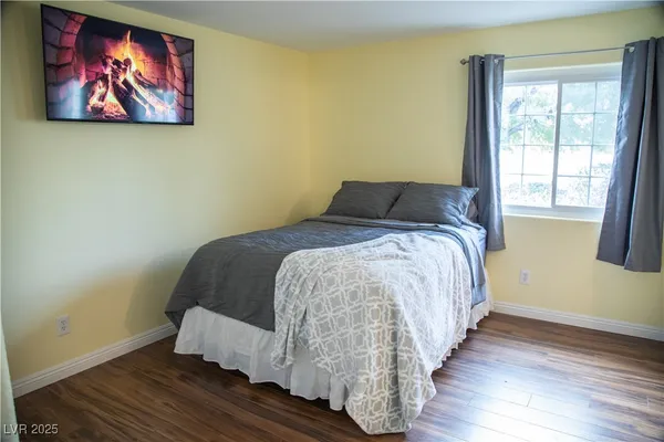 $5,750 | 7410 Deer Springs Way, Las Vegas, NV 89131