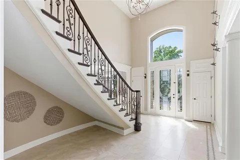 $899,950 | 4407 North Mulberry Drive, Kansas City, MO 64116