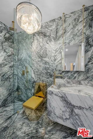 a view of a yard in front of a house