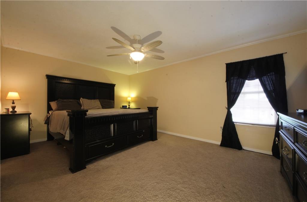6347 Furnas Road Indianapolis, IN 46221 - Photo 4 of 17