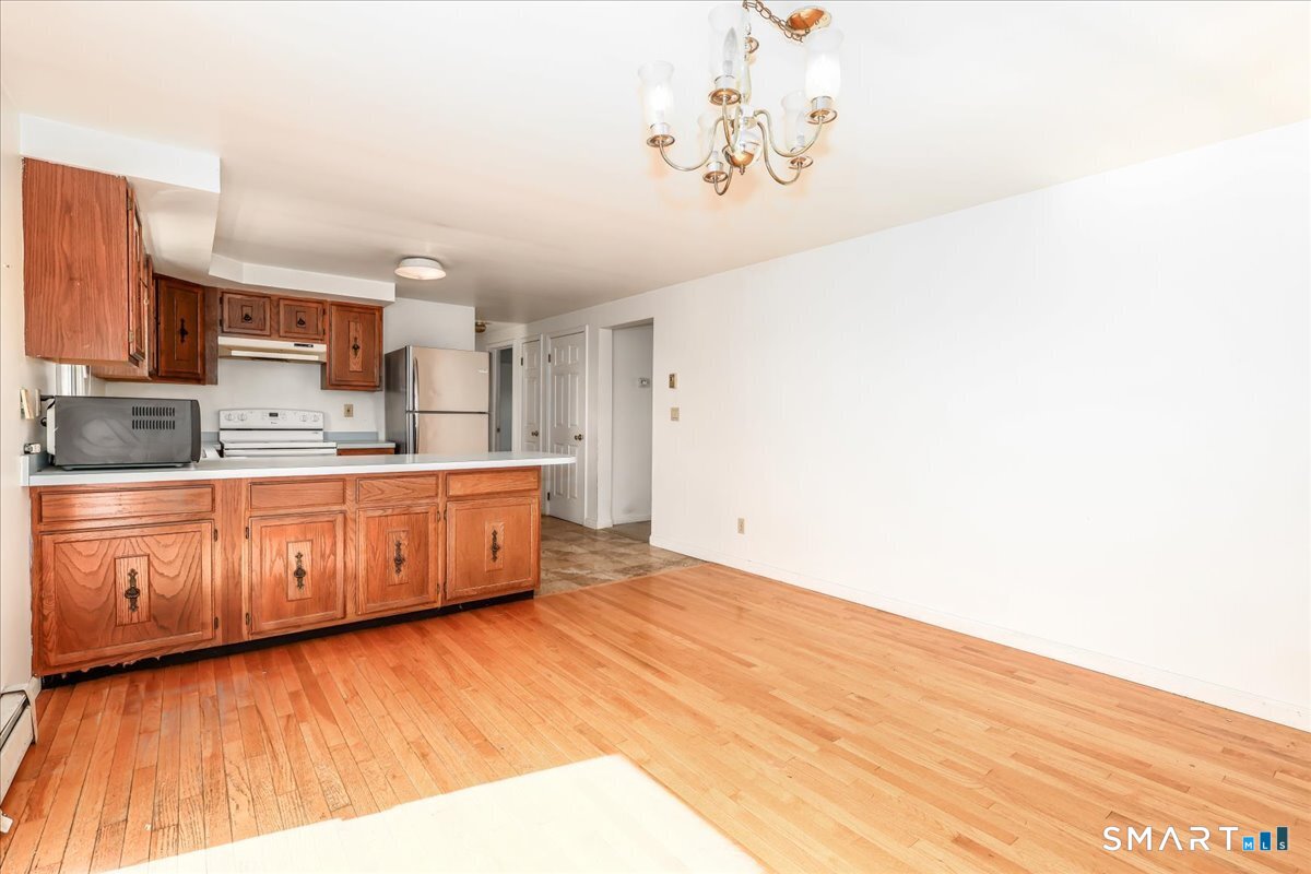 256 Ridge Road New Milford, CT 06776 - Photo 9 of 34