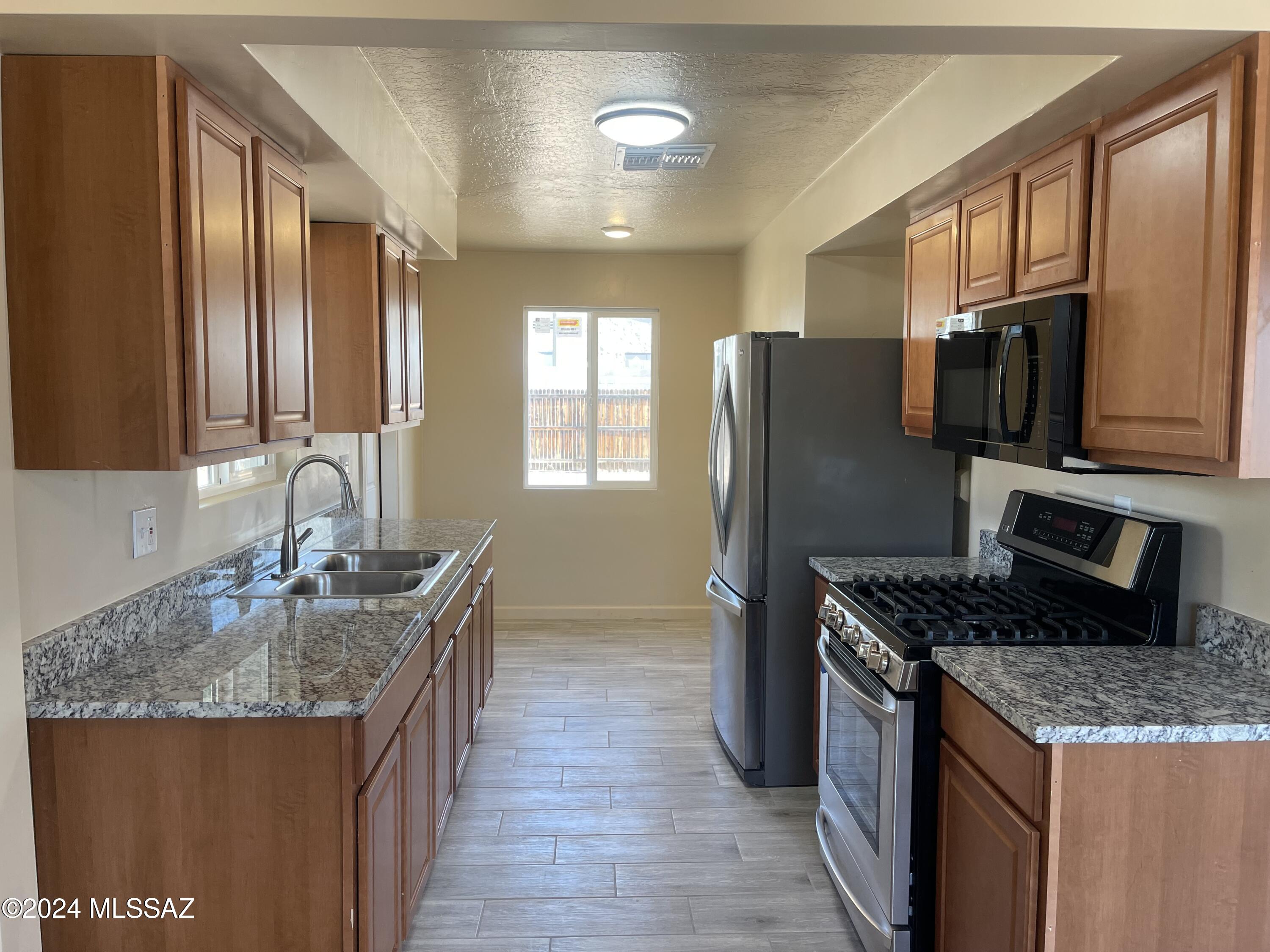 1311 South Rook Avenue Tucson, AZ 85711 - Photo 8 of 16 Gallery Image 8