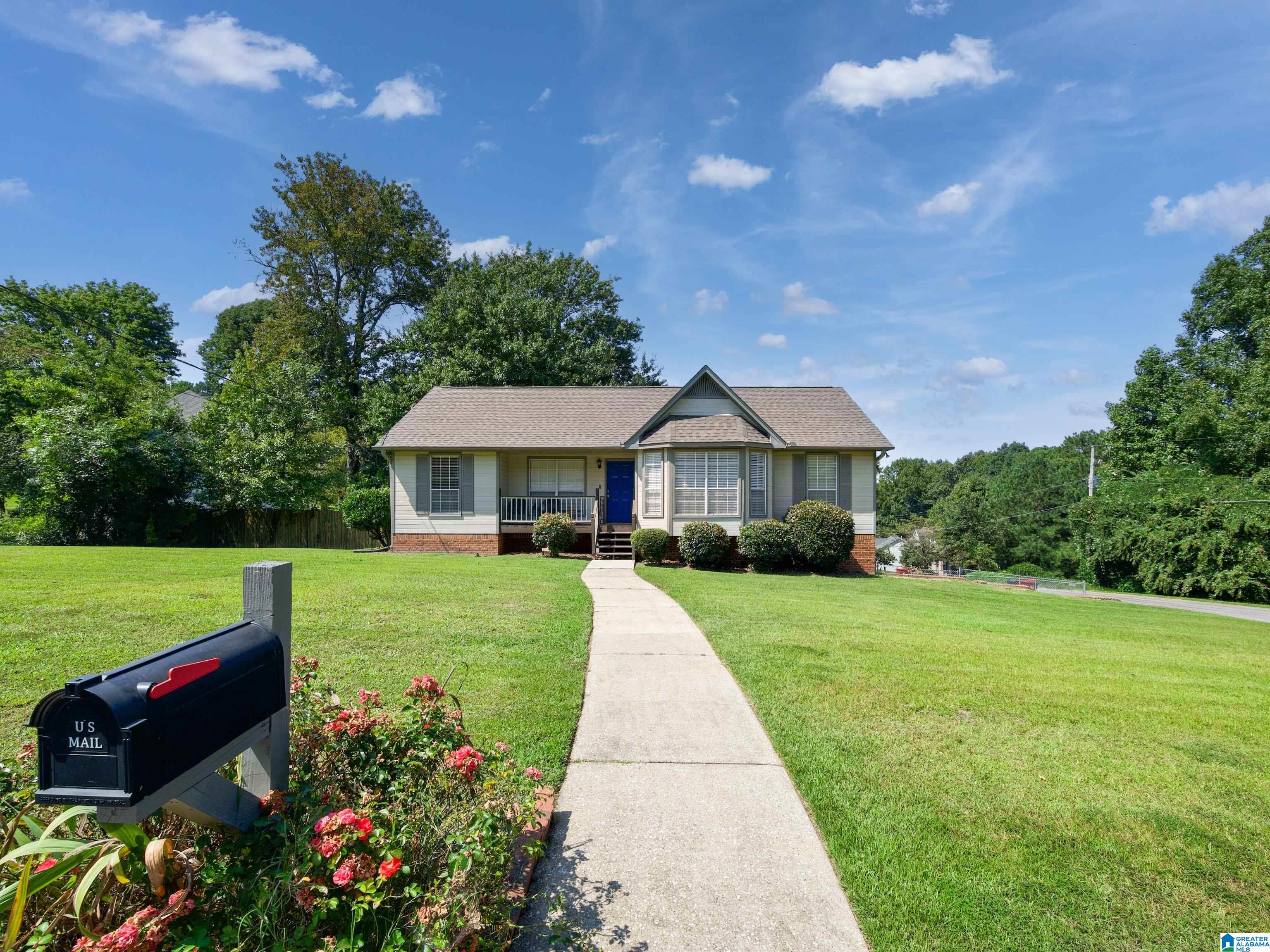 5318 Willow Ridge Drive Pinson, AL 35126 - Photo 3 of 32