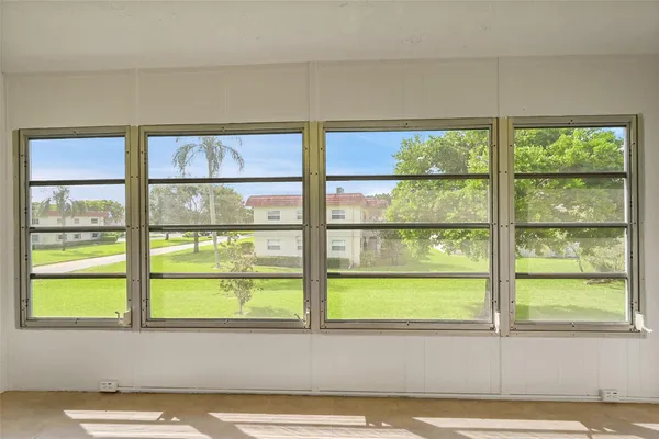 $1,750 | 23 Abbey Lane, Unit 202, Delray Beach, FL 33446