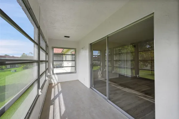 $1,750 | 23 Abbey Lane, Unit 202, Delray Beach, FL 33446
