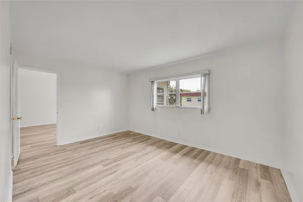 $1,750 | 23 Abbey Lane, Unit 202, Delray Beach, FL 33446