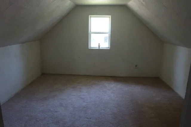 $54,900 | 110 East 9th Street, Neillsville, WI 54456