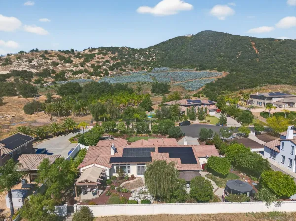 $1,279,000 | 14713 Interlachen Terrace, Valley Center, CA 92082