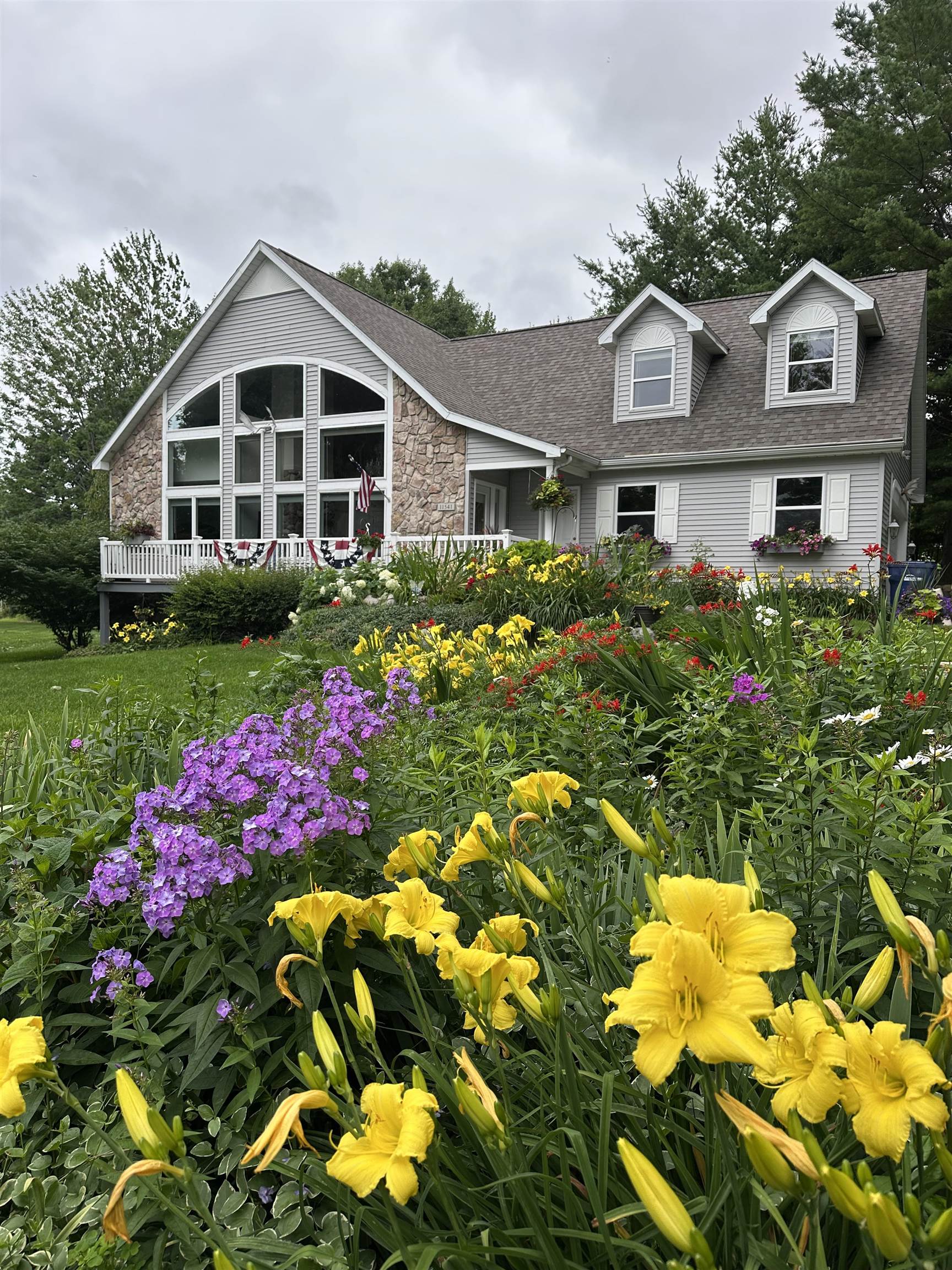 11541 Bluff Road Traverse City, MI 49686 - Photo 51 of 52 Gallery Image 51