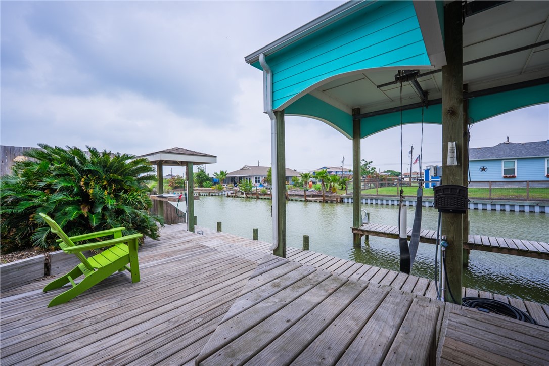109 Copano Cove Road Rockport, TX 78382 - Photo 26 of 32