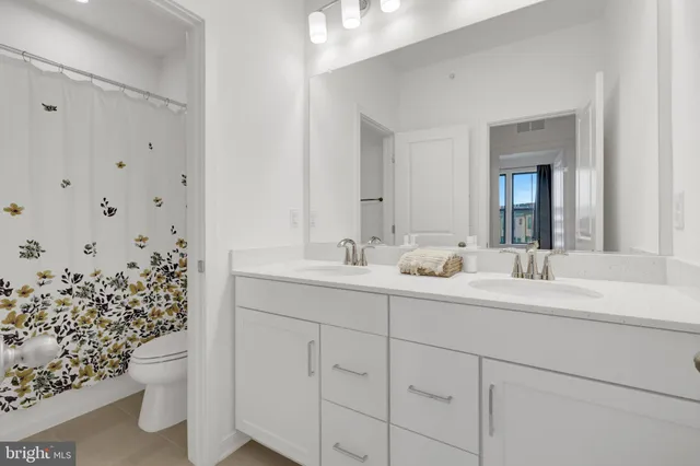 $3,500 | 20941 Bluebird Square, Sterling, VA 20165