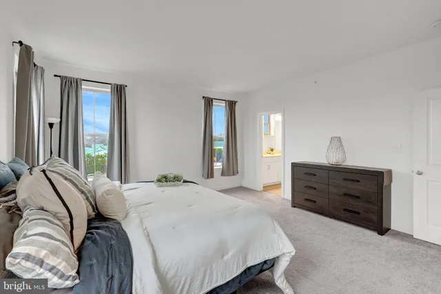 $3,500 | 20941 Bluebird Square, Sterling, VA 20165